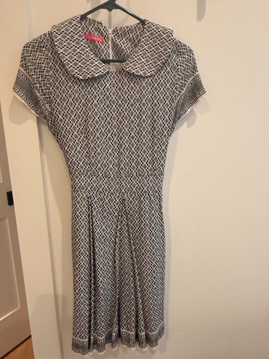 Pinky Yotto Dresses & Skirts - Pinky Yotto Lightweight Collar Dress